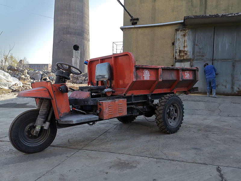 電(diàn)動工(gōng)程三輪車 (1).jpg 電(diàn)動工(gōng)程三輪車 (1).jpg