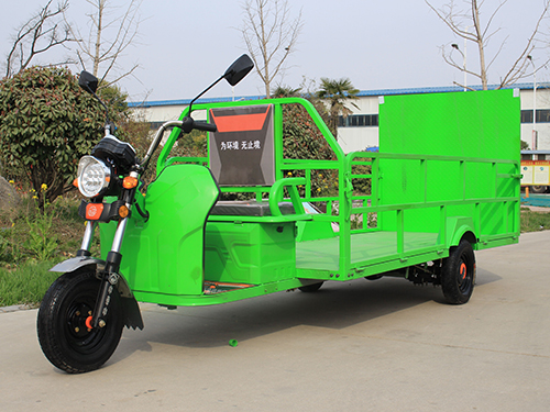 電(diàn)動保潔車産品介紹