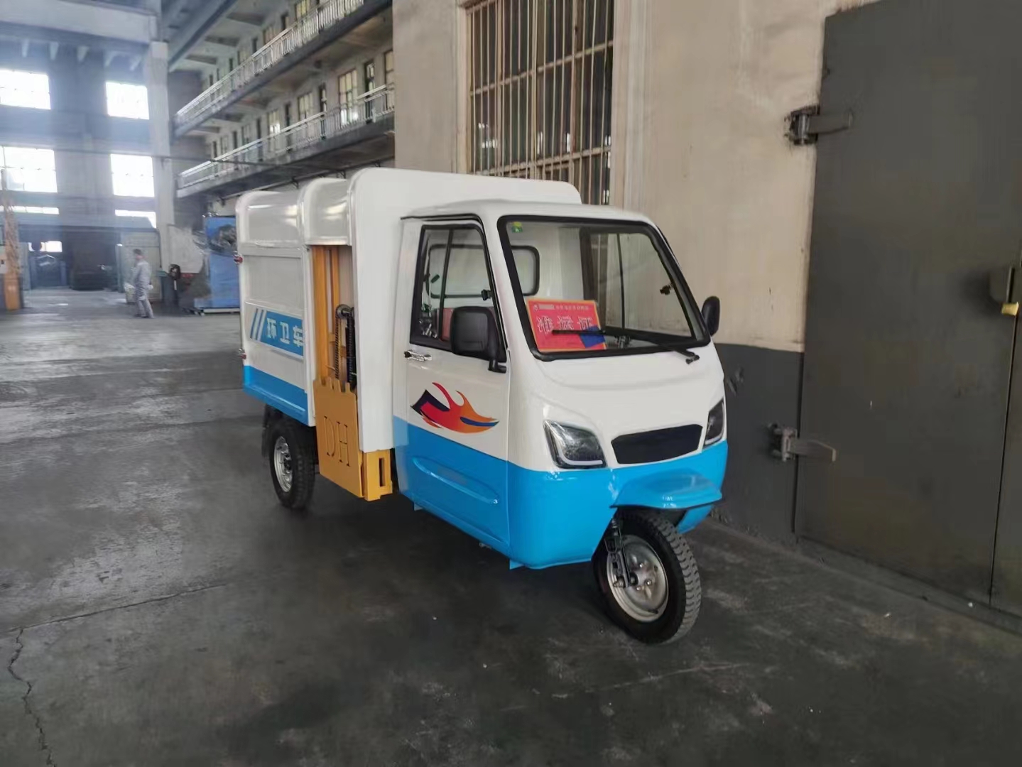 環衛電(diàn)動垃圾車可以上(shàng)保險嗎(ma)?
